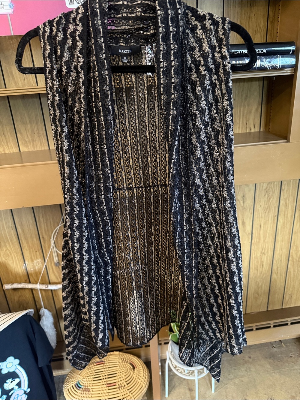 Kaktus Black and Cream Open-Front Knit Drape Vest